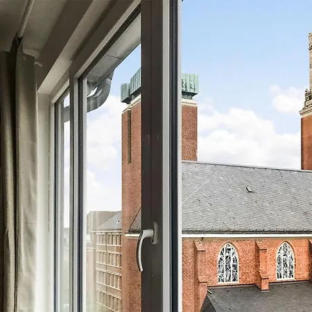 1 Bedroom Gorgeous In Apartment